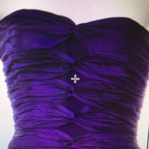 ❤️SOLD❤️ CARMEN MARC VALVO Strapless Silk Dress